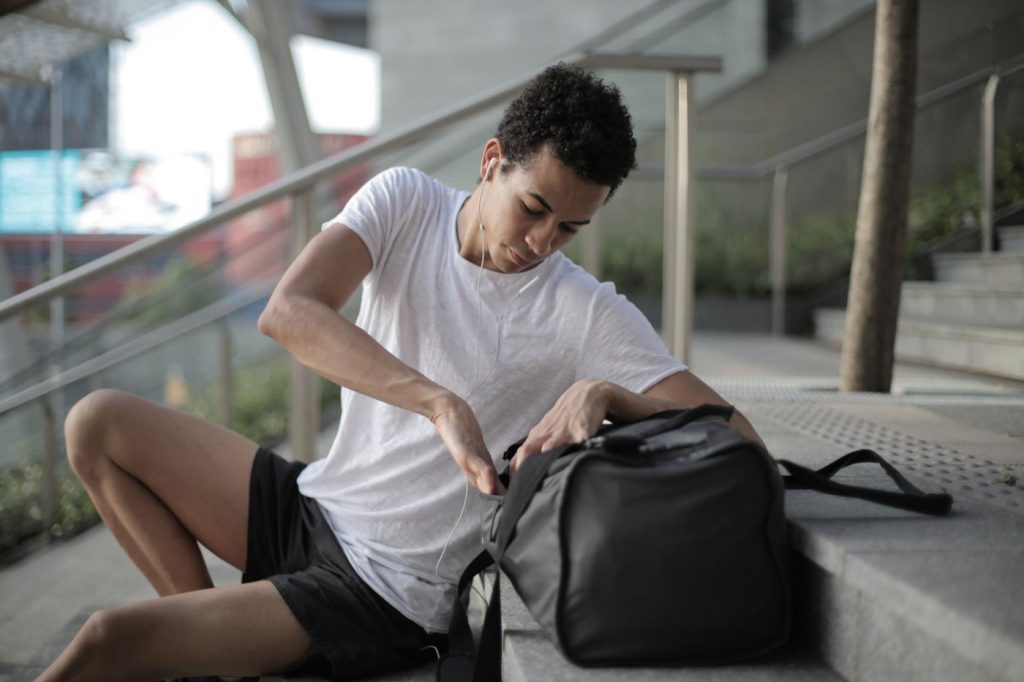 Quel sac pour transporter affaires de sport en ville