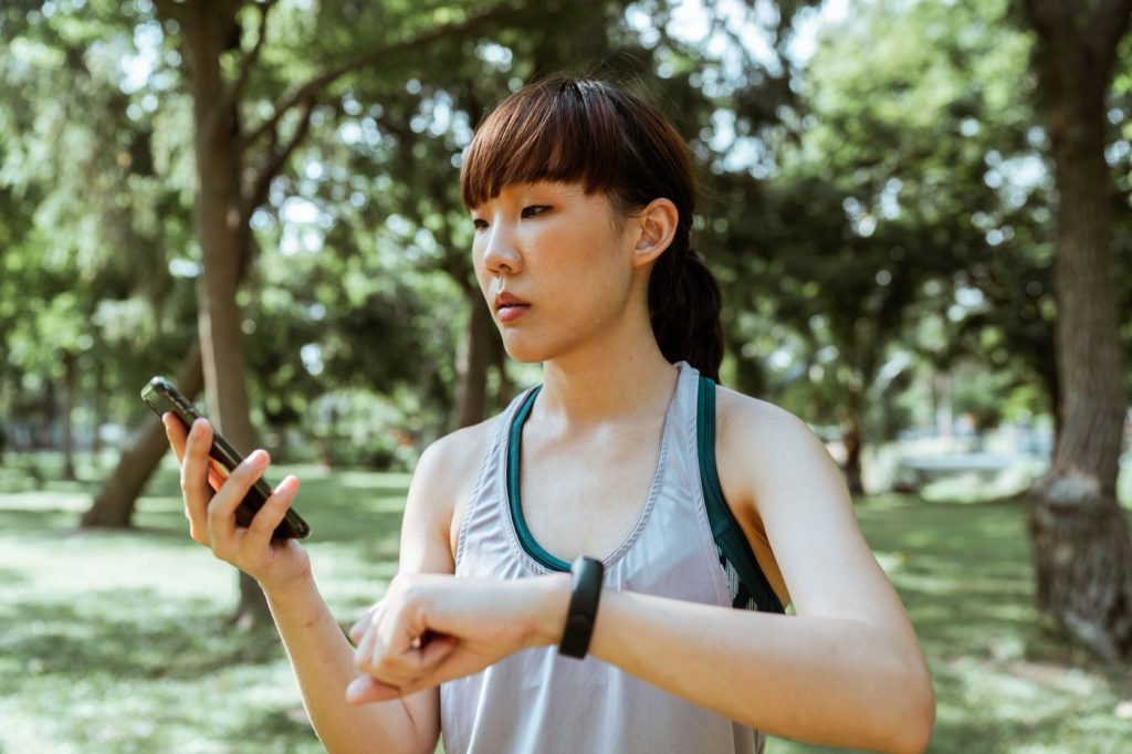 Whoop ou Fitbit pour la récupération et le sommeil
